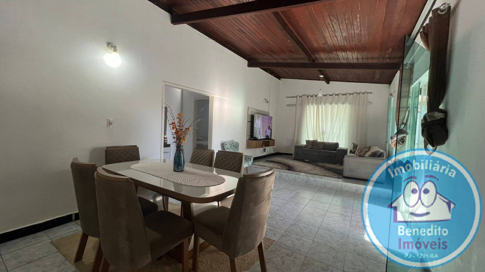 Casa para alugar com 3 quartos, 90m² - Foto 9