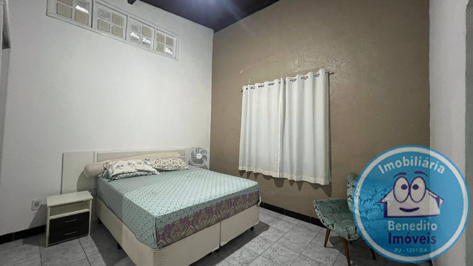 Casa para alugar com 3 quartos, 90m² - Foto 26