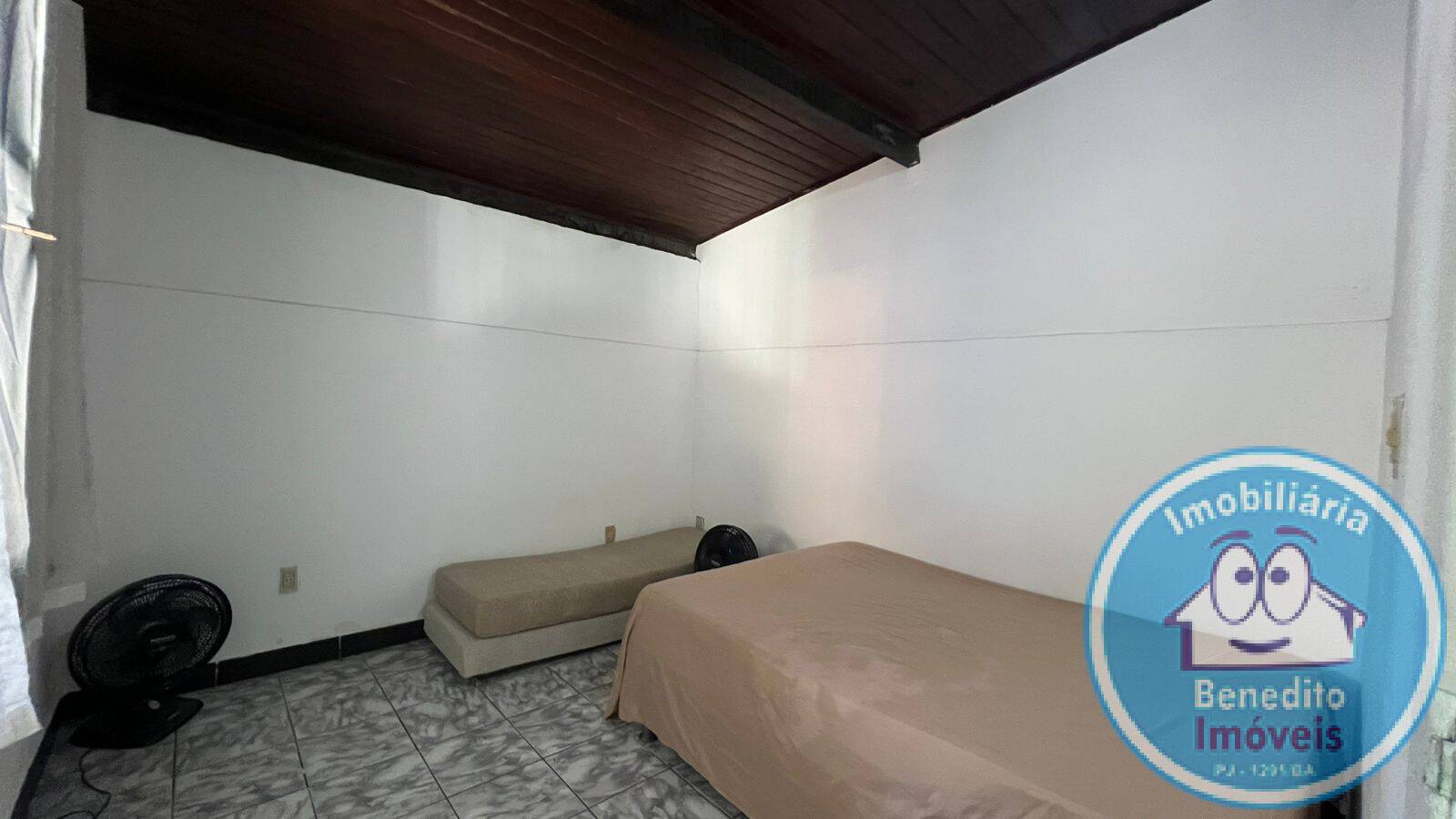 Casa para alugar com 3 quartos, 90m² - Foto 21