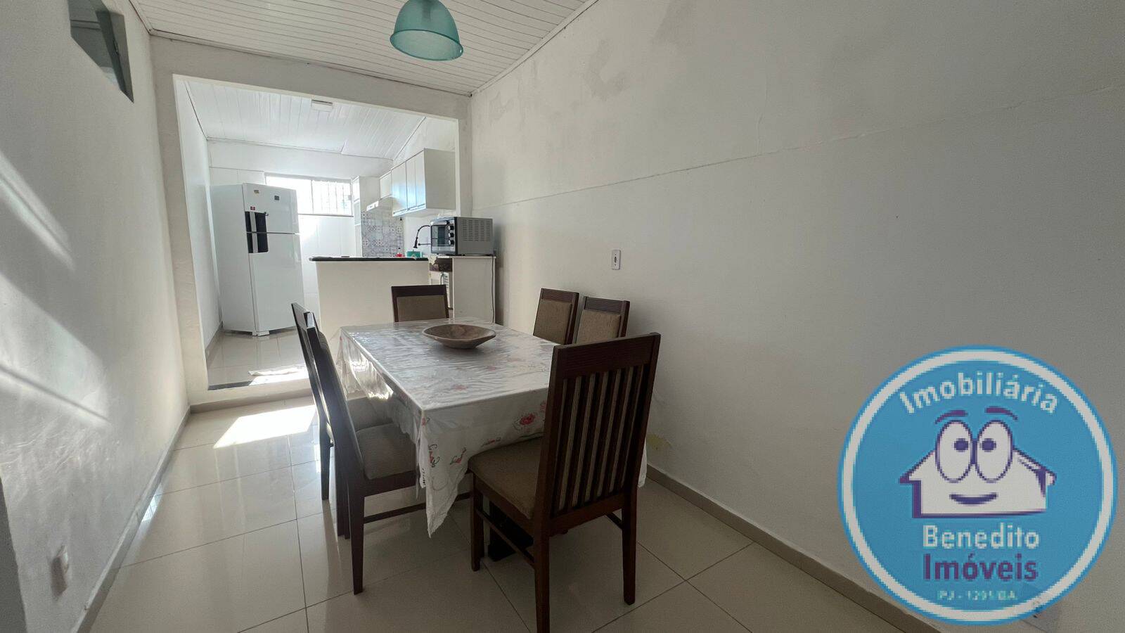Casa para alugar com 3 quartos, 90m² - Foto 15