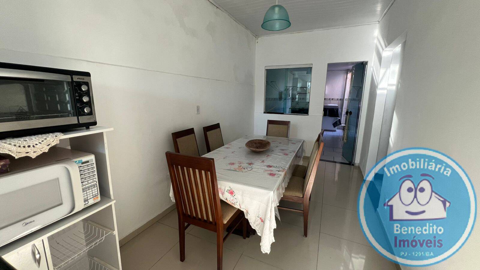 Casa para alugar com 3 quartos, 90m² - Foto 13