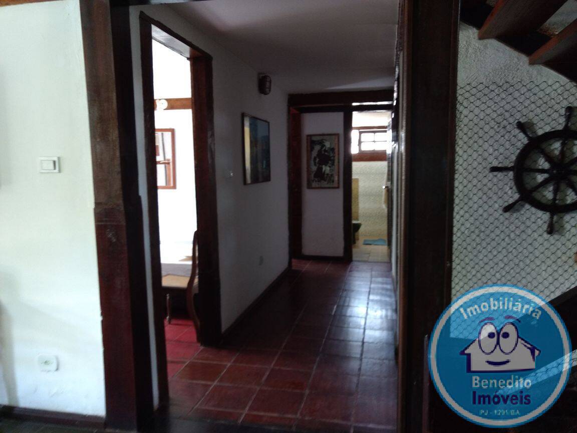 Casa à venda com 6 quartos, 300m² - Foto 6