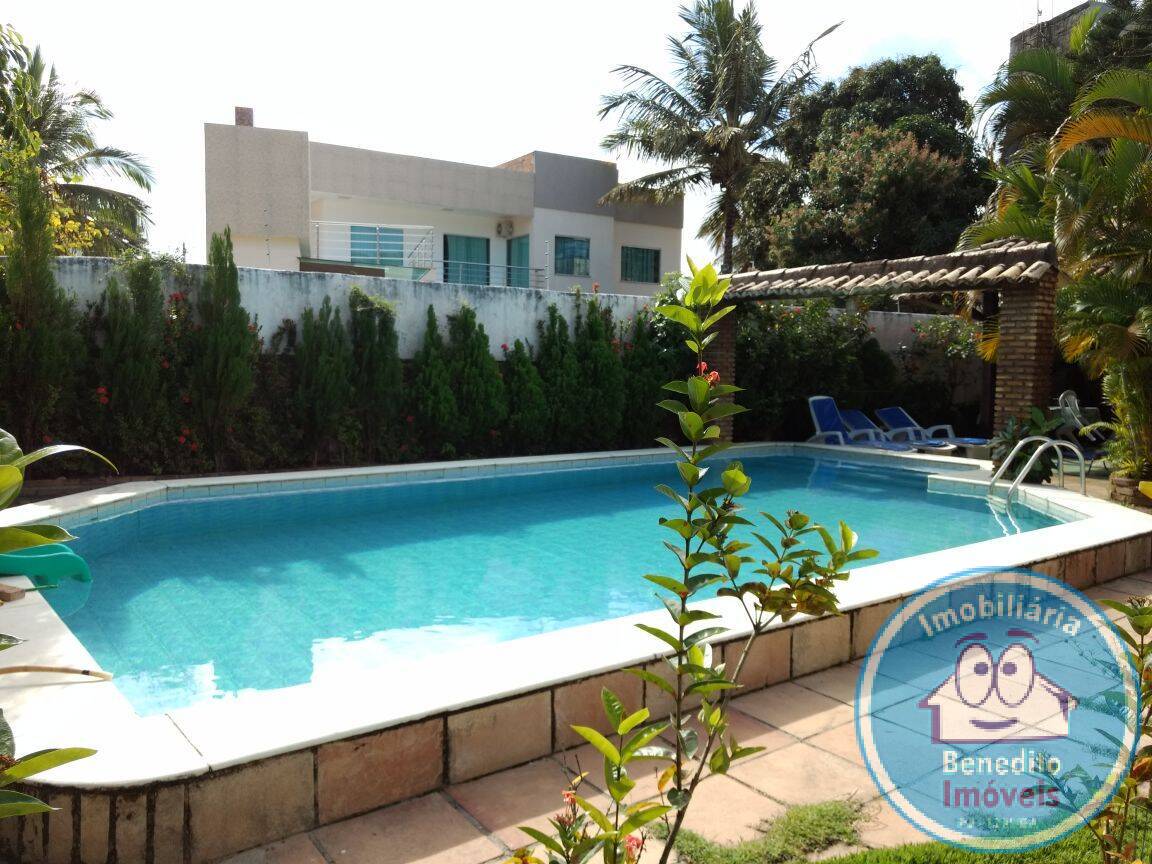 Casa à venda com 6 quartos, 300m² - Foto 14