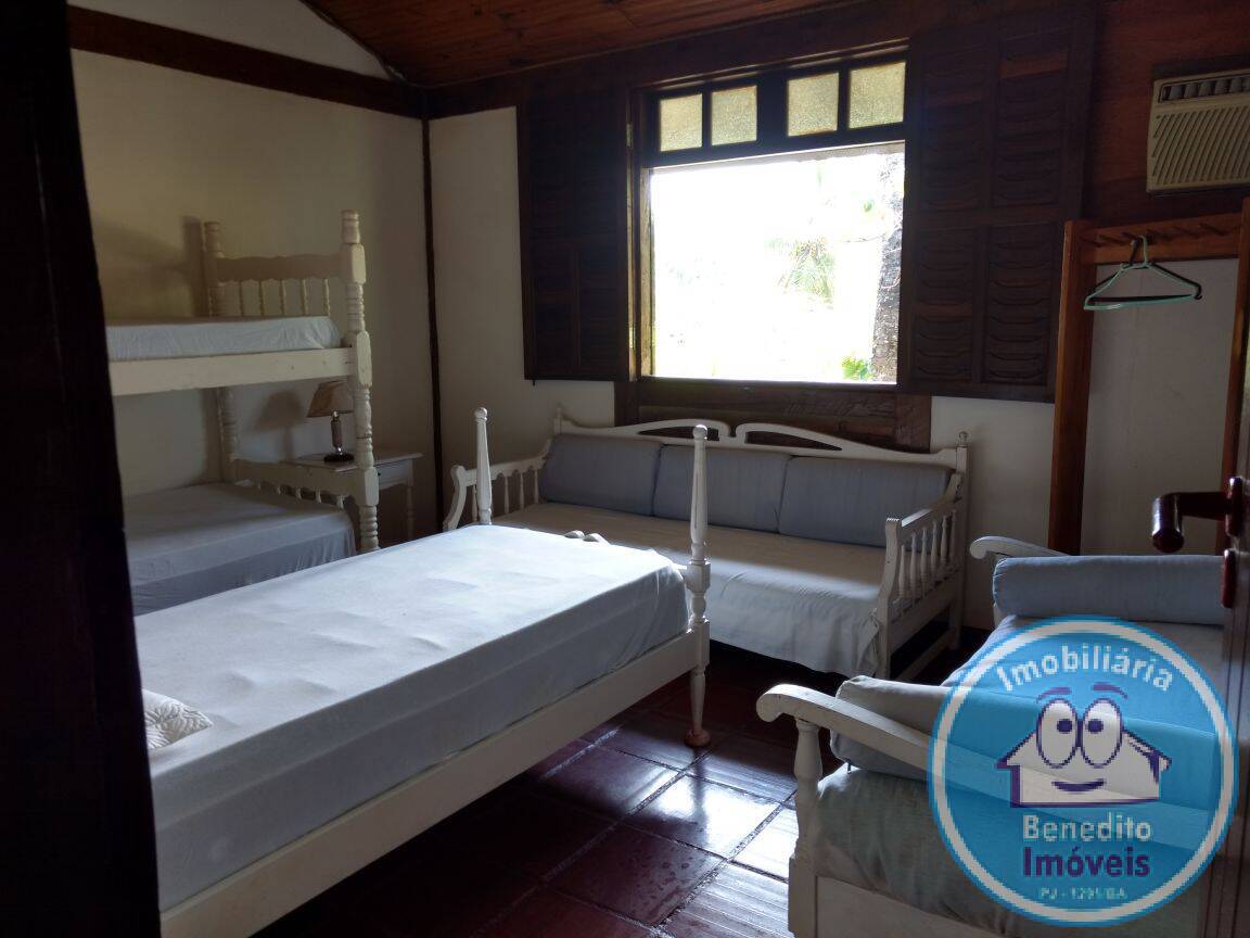 Casa à venda com 6 quartos, 300m² - Foto 12