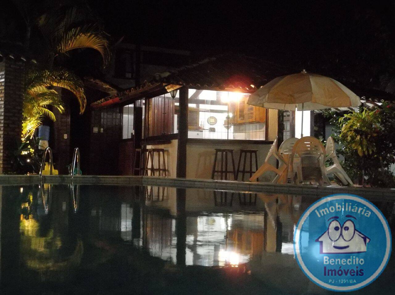 Casa à venda com 6 quartos, 300m² - Foto 21