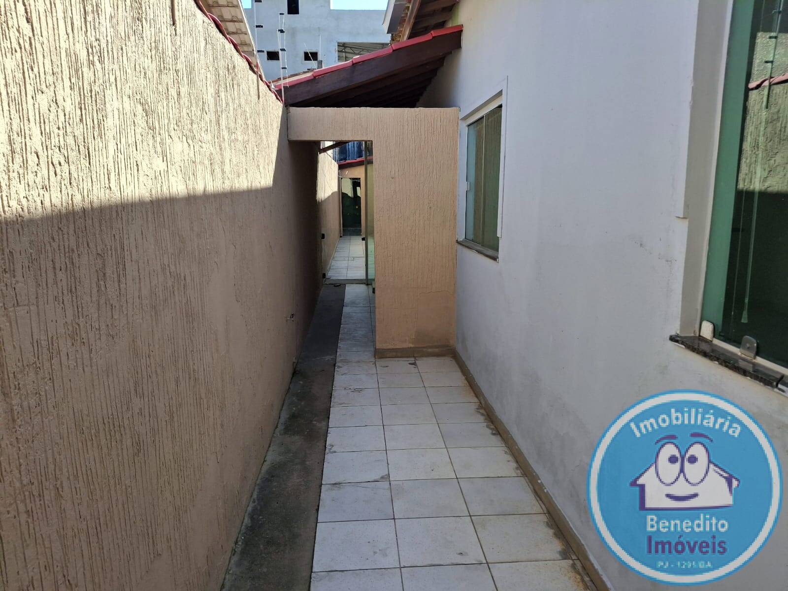 Casa para alugar com 4 quartos, 140m² - Foto 3