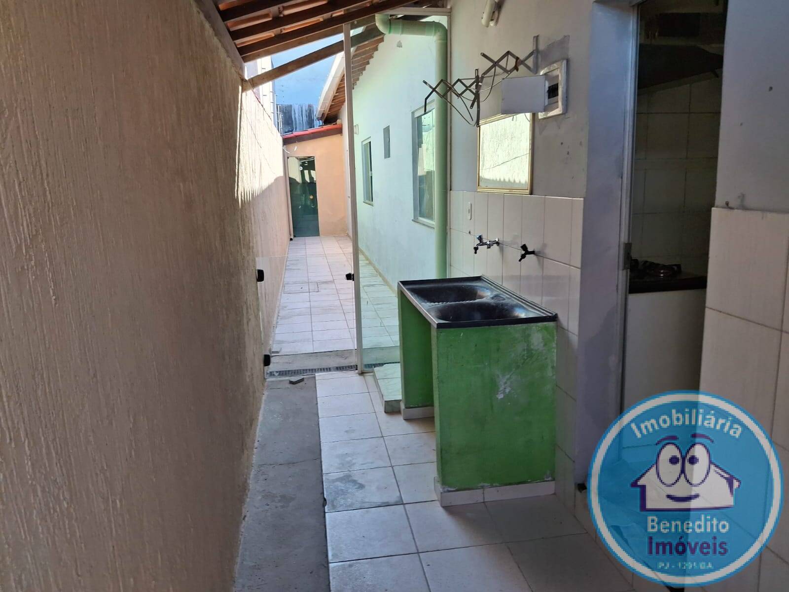 Casa para alugar com 4 quartos, 140m² - Foto 4