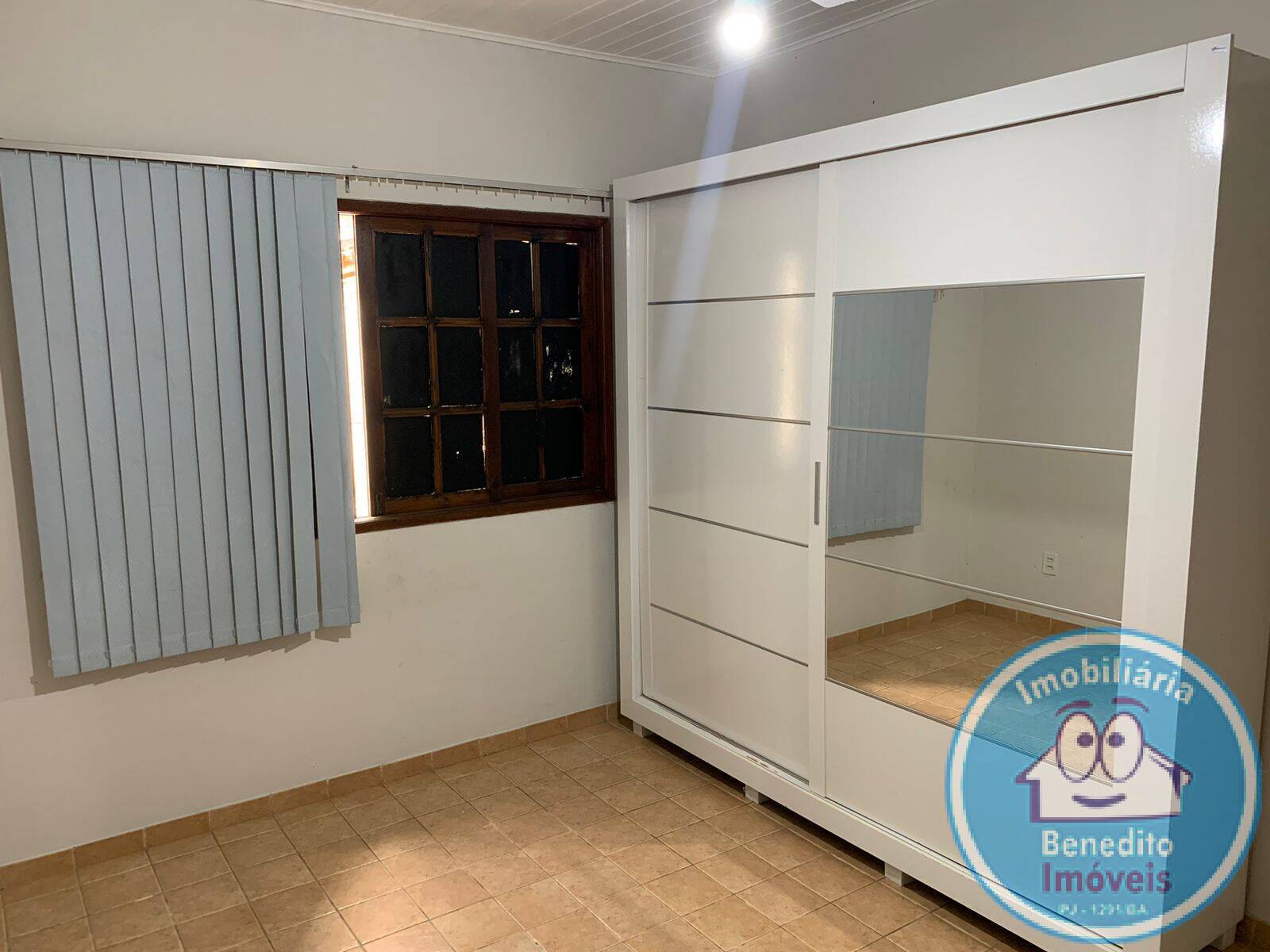 Casa à venda e aluguel com 2 quartos, 200m² - Foto 13